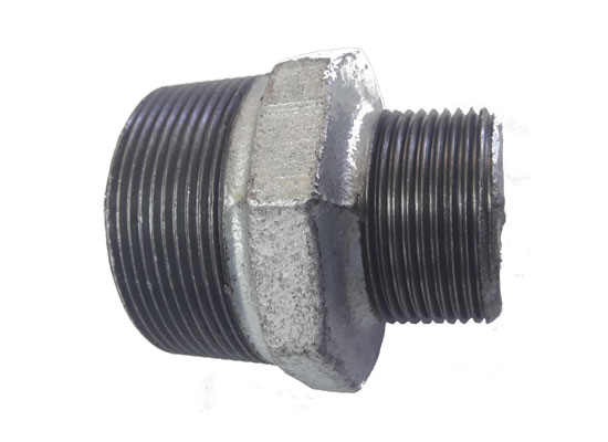 NIPLE REDUCCION GALVANIZADO CON TUERCA HILO BSP